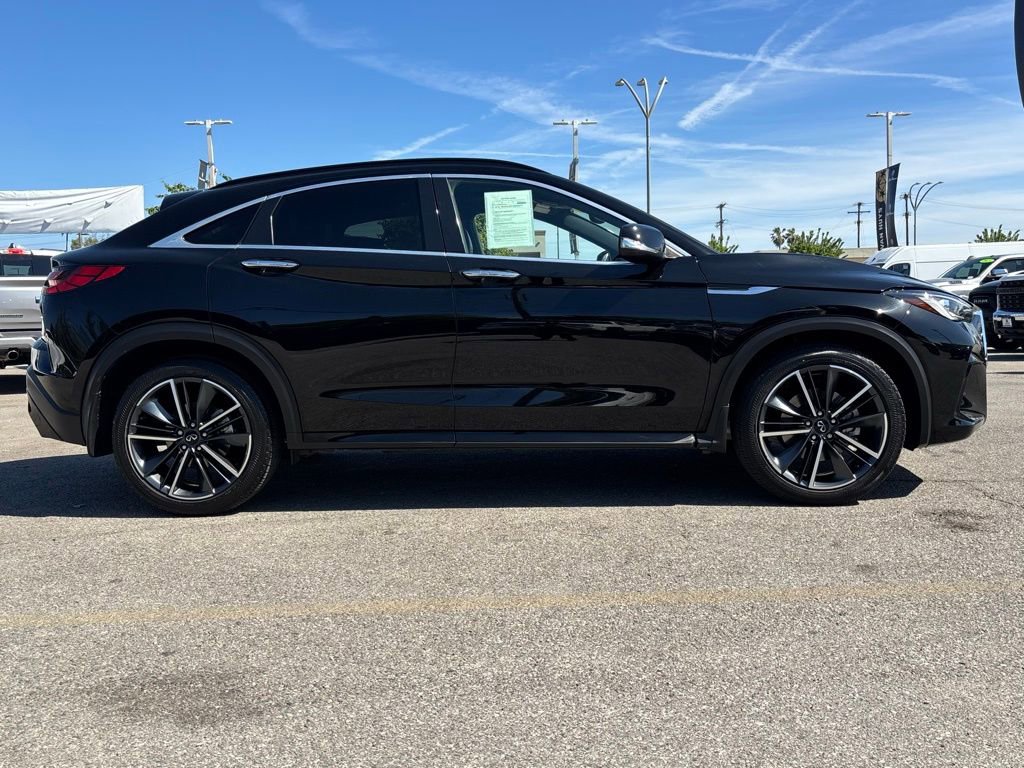Used 2023 INFINITI QX55 Luxe w/ Cargo Package image 3