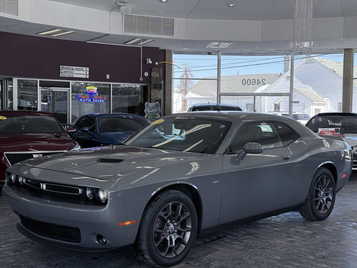 Used 2018 Dodge Challenger GT w/ GT Interior Package image 2