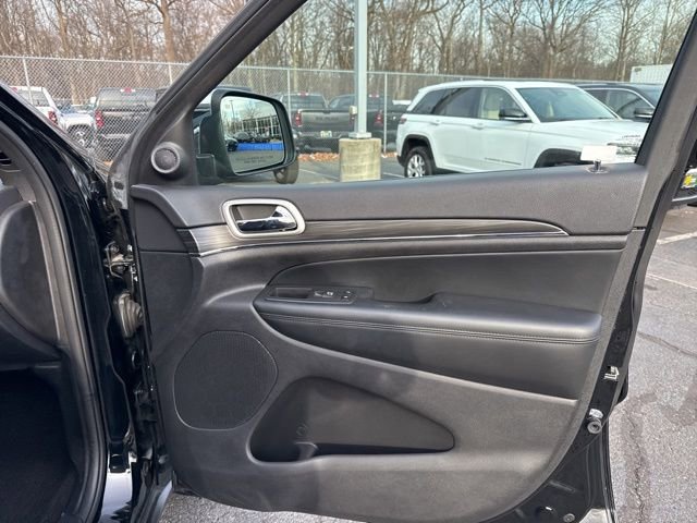 Used 2021 Jeep Grand Cherokee Limited image 33