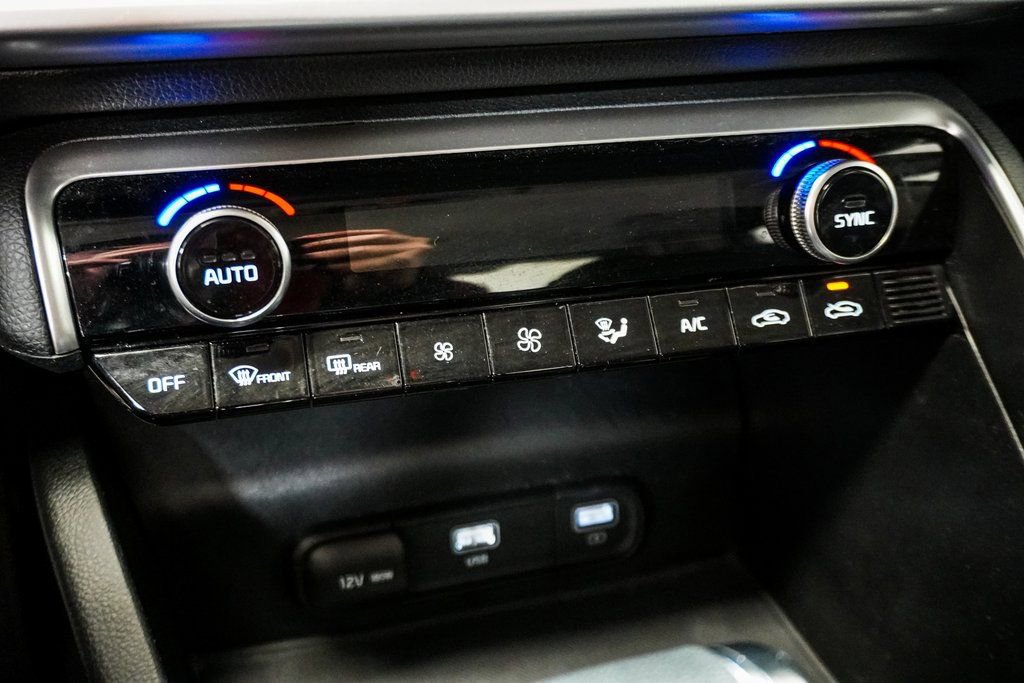 Used 2022 Kia K5 LX image 22