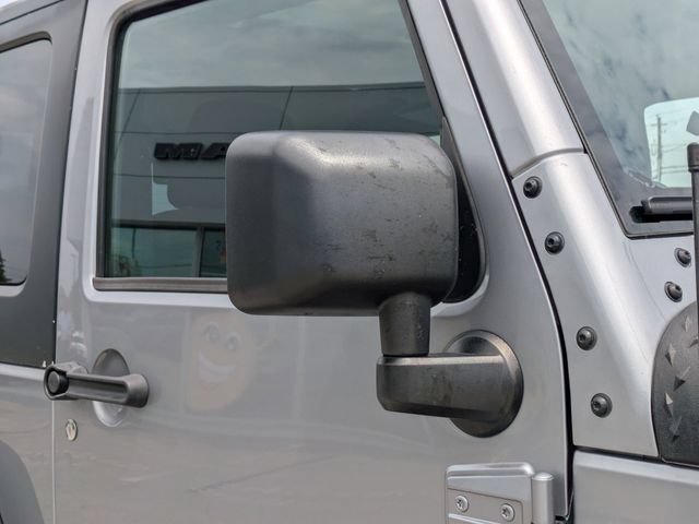 Used 2018 Jeep Wrangler Sport AWD/4WD image 13