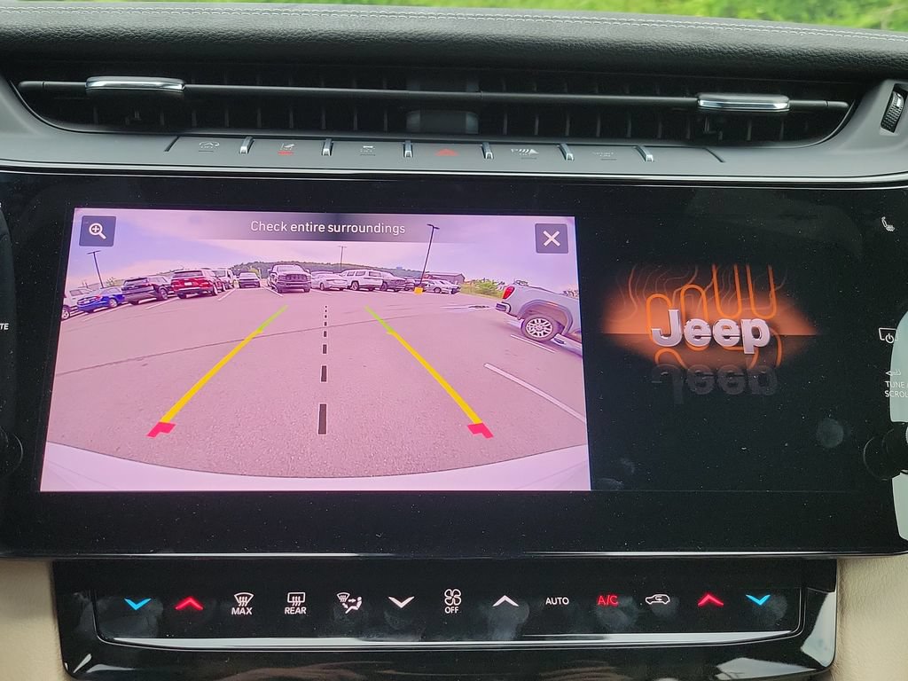 New 2026 Jeep Grand Cherokee Limited w/ Limited Altitude Package RWD image 20