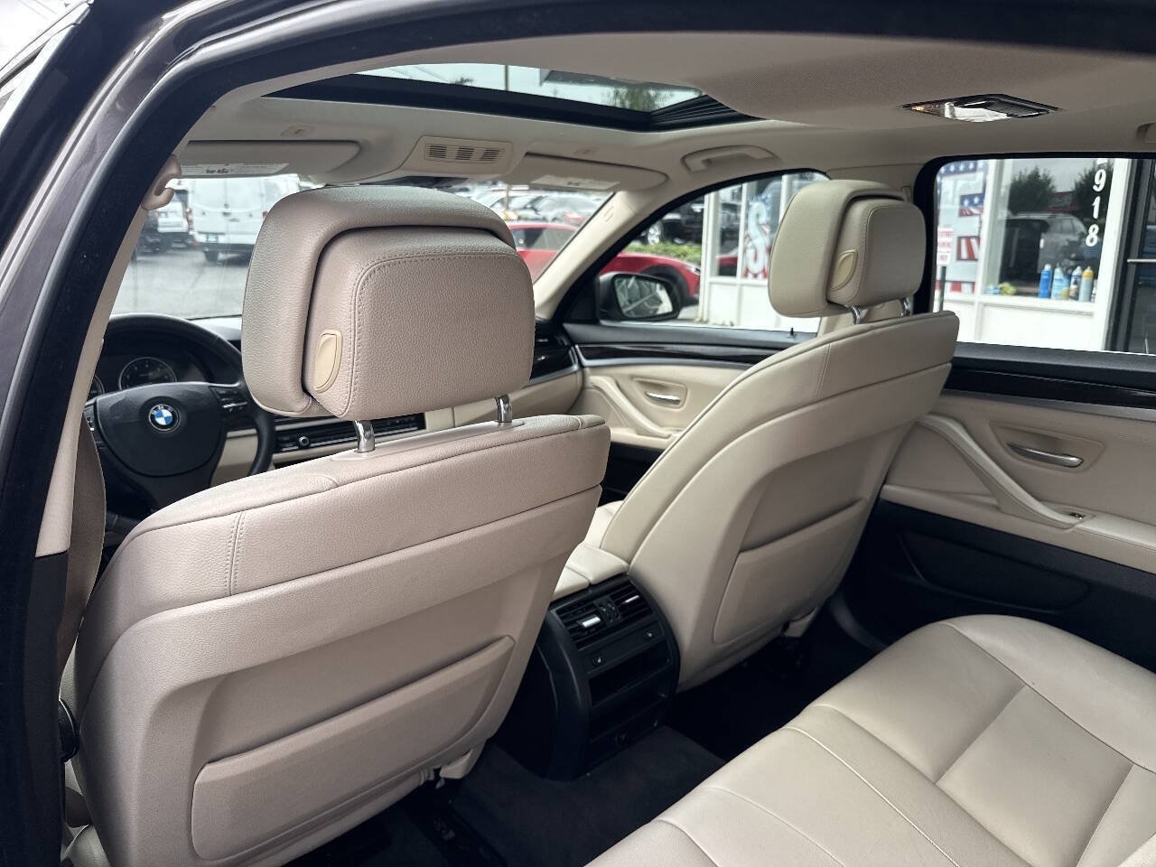 Used 2012 BMW 528i xDrive Sedan AWD/4WD image 26