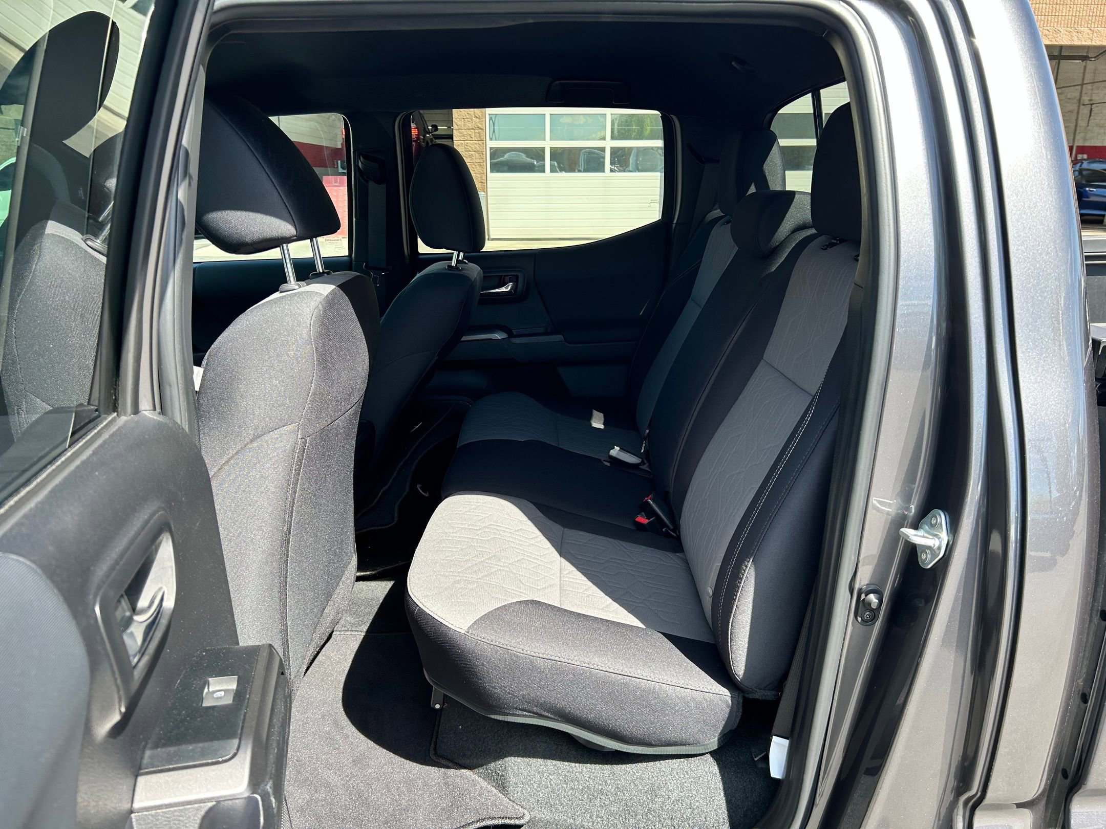 Used 2023 Toyota Tacoma TRD Off-Road image 22