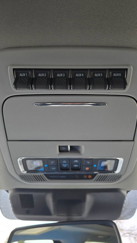 Used 2023 Ford F350 Lariat w/ Black Appearance Package image 34