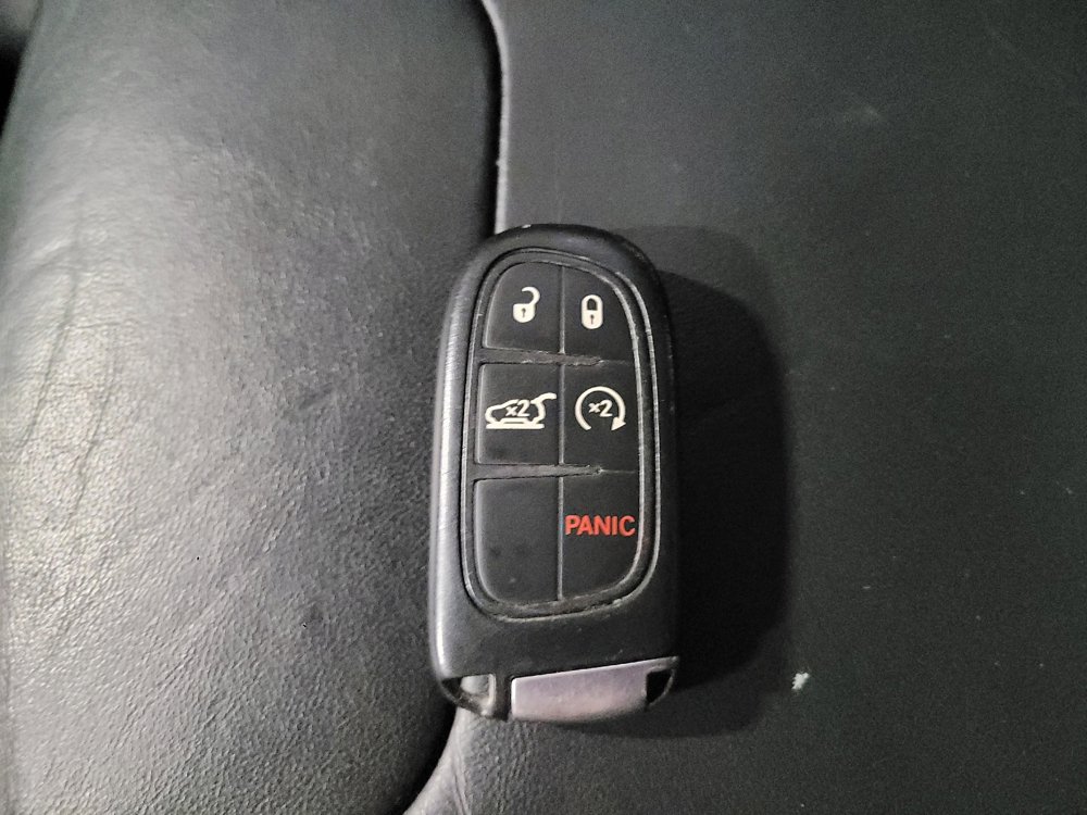 Used 2018 Jeep Cherokee Limited w/ Trailer Tow Group image 32