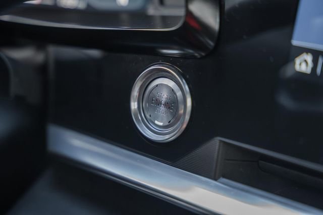 Used 2022 Chevrolet Corvette Stingray Premium Conv w/ Z51 Performance Package image 30