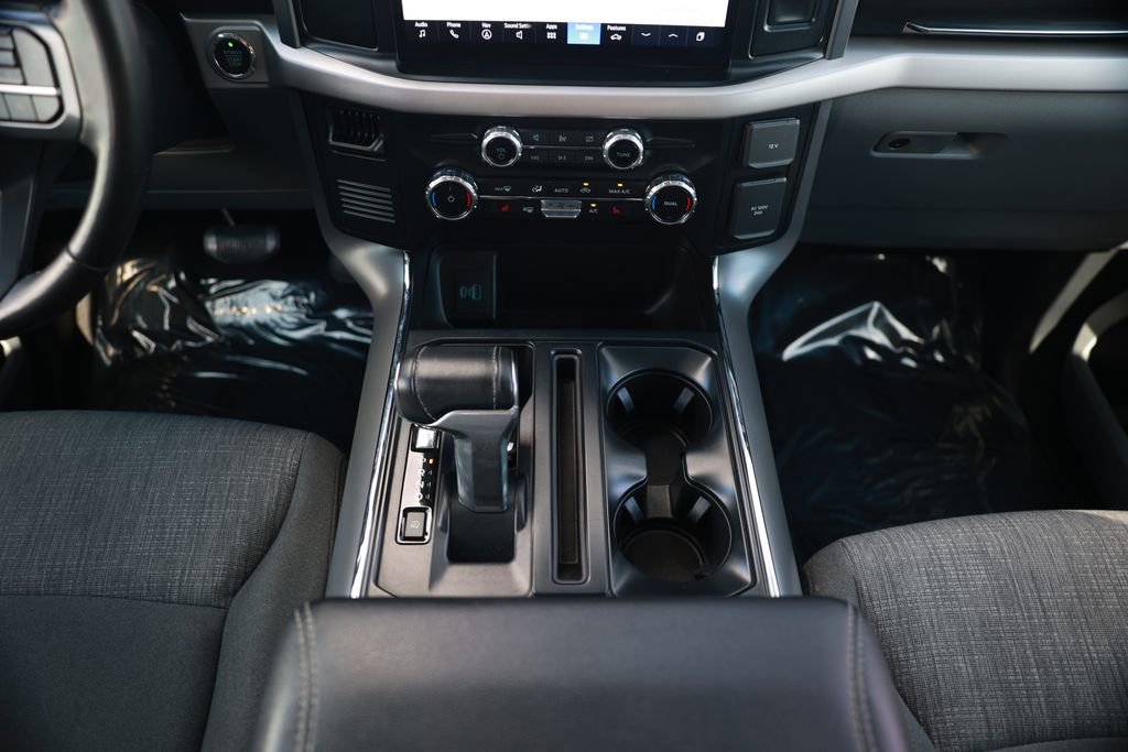 Used 2023 Ford F150 Lightning XLT image 30