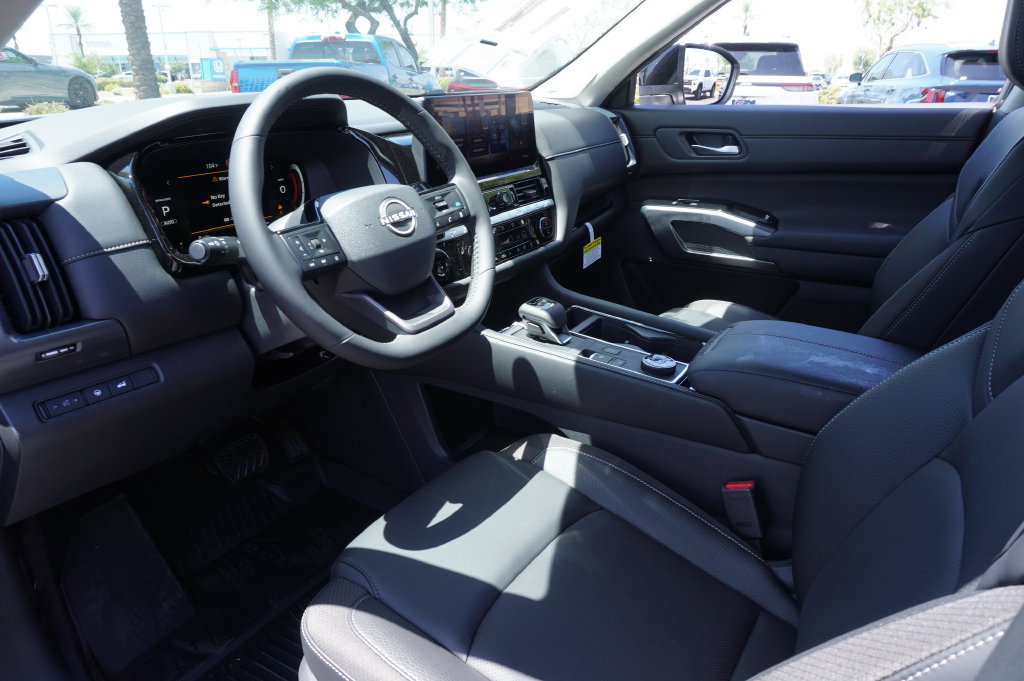 New 2026 Nissan Pathfinder SL w/ SL Premium Package AWD/4WD image 18
