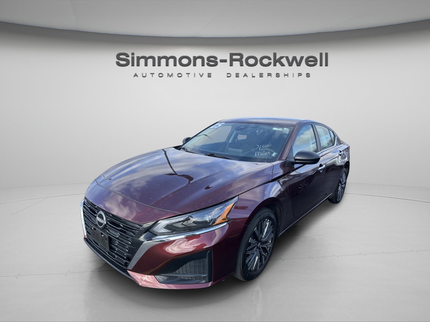 Used 2025 Nissan Altima 2.5 SV FWD image 4