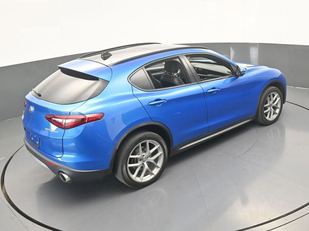 Used 2018 Alfa Romeo Stelvio Ti Sport image 52