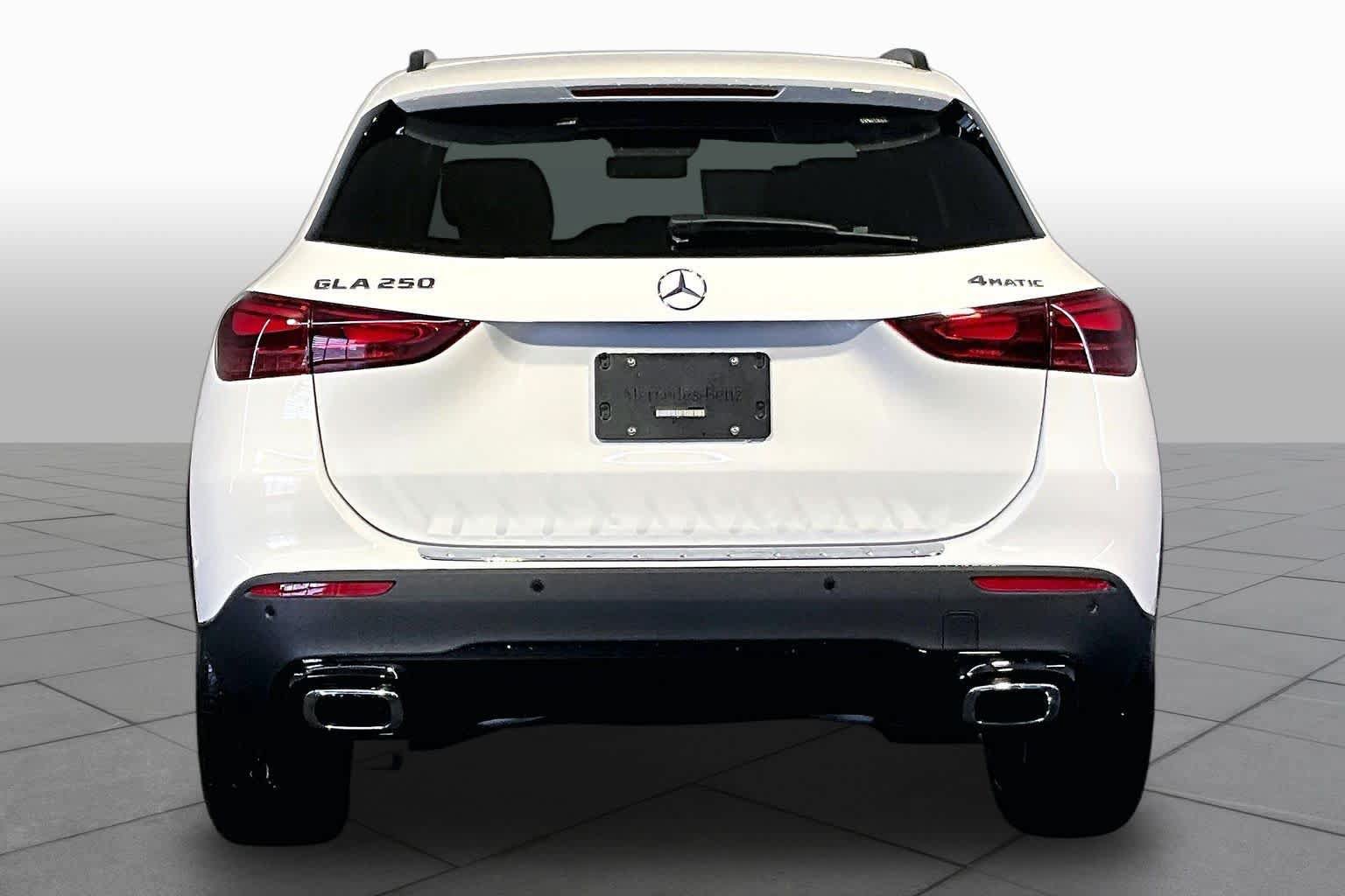 New 2026 Mercedes-Benz GLA 250 4MATIC image 4