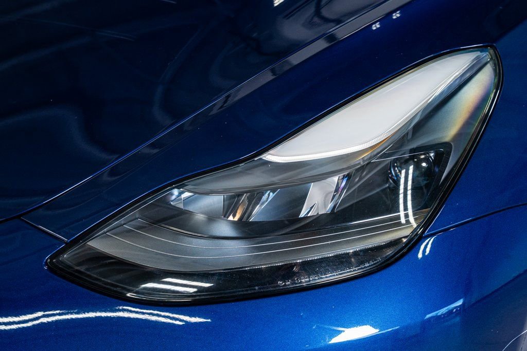 Used 2023 Tesla Model 3 Standard Range image 13