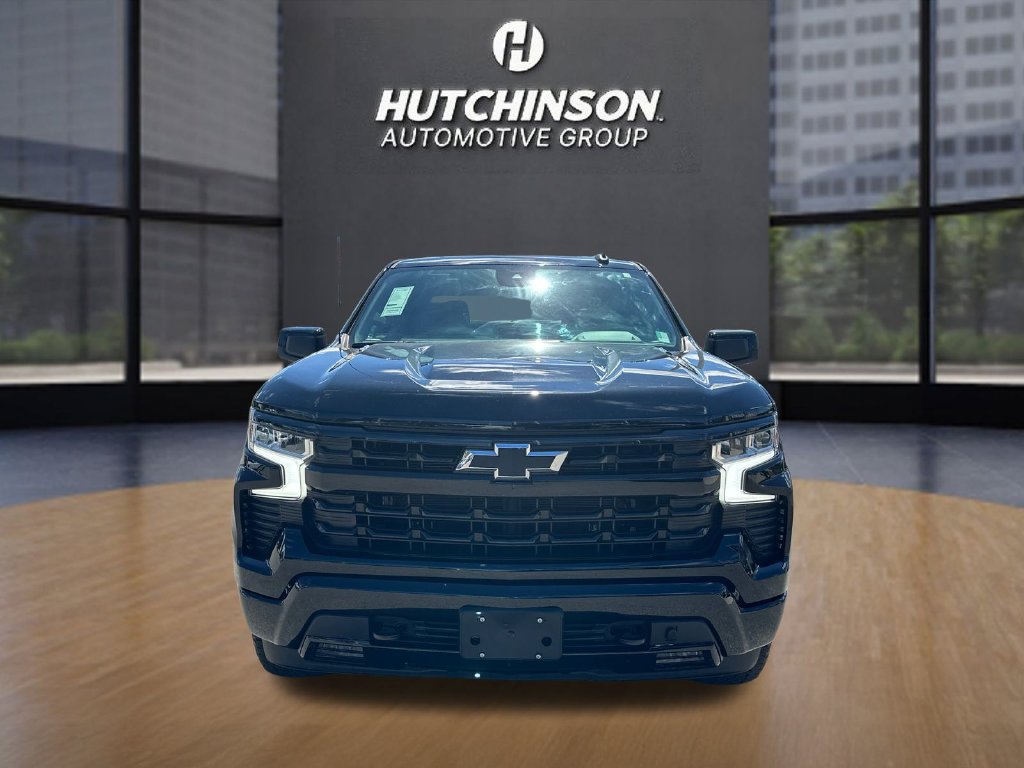 Used 2023 Chevrolet Silverado 1500 RST AWD/4WD image 2