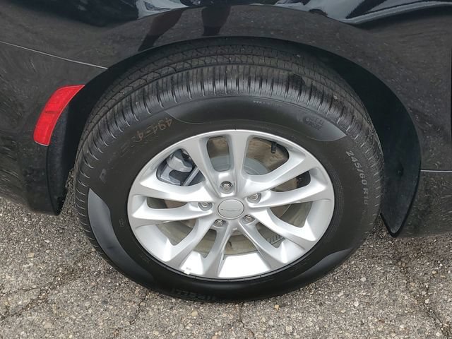 New 2027 Chrysler Pacifica Select AWD/4WD image 5
