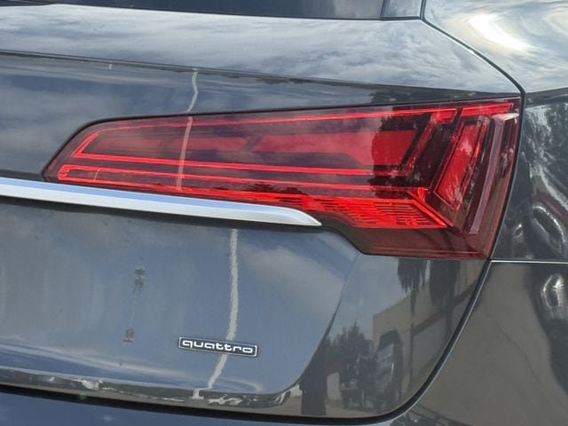 Used 2021 Audi Q5 2.0T Premium w/ Convenience Package AWD/4WD image 7