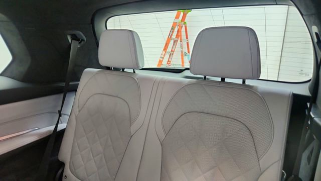 Used 2026 BMW X7 xDrive40i image 32