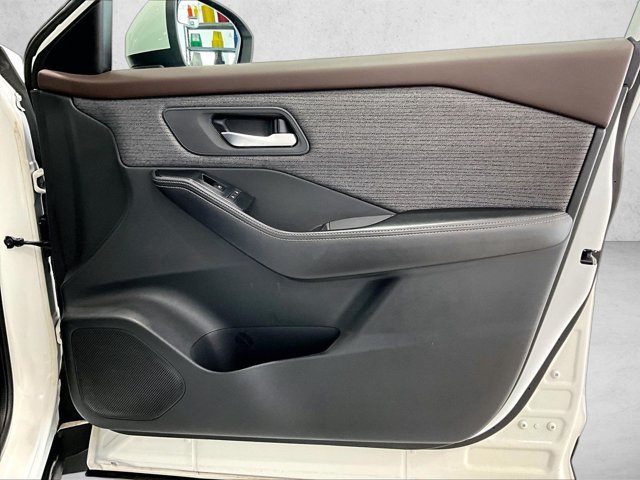 Used 2021 Nissan Rogue SV FWD image 19