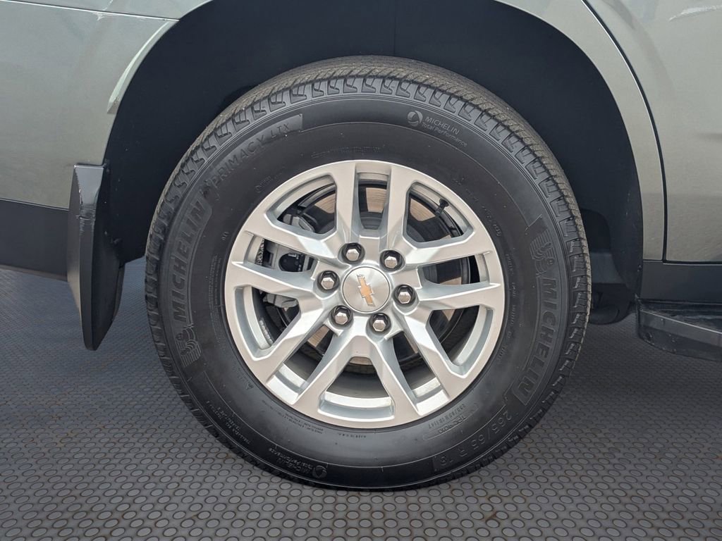 Used 2023 Chevrolet Tahoe LT w/ Luxury Package RWD image 10