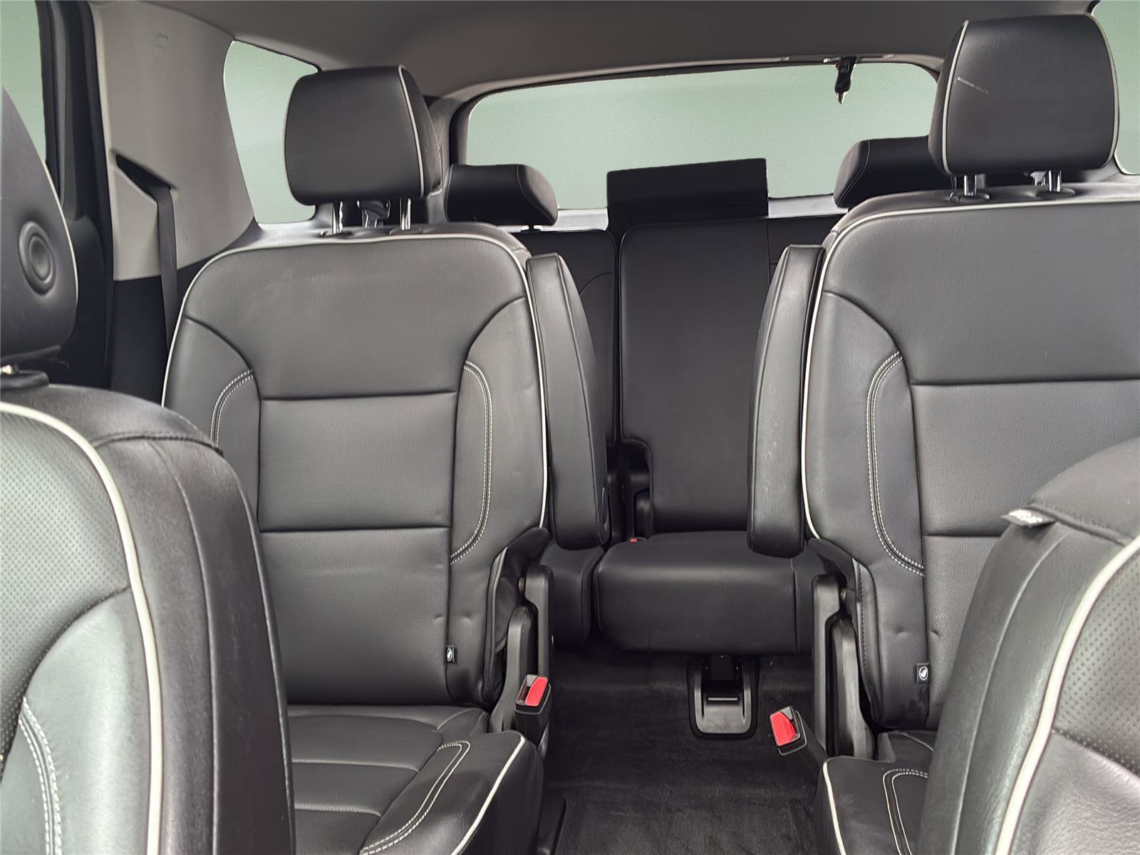 Used 2020 Chevrolet Traverse High Country image 33