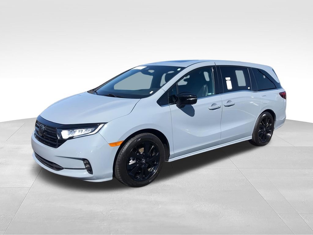 Used 2024 Honda Odyssey Sport image 4