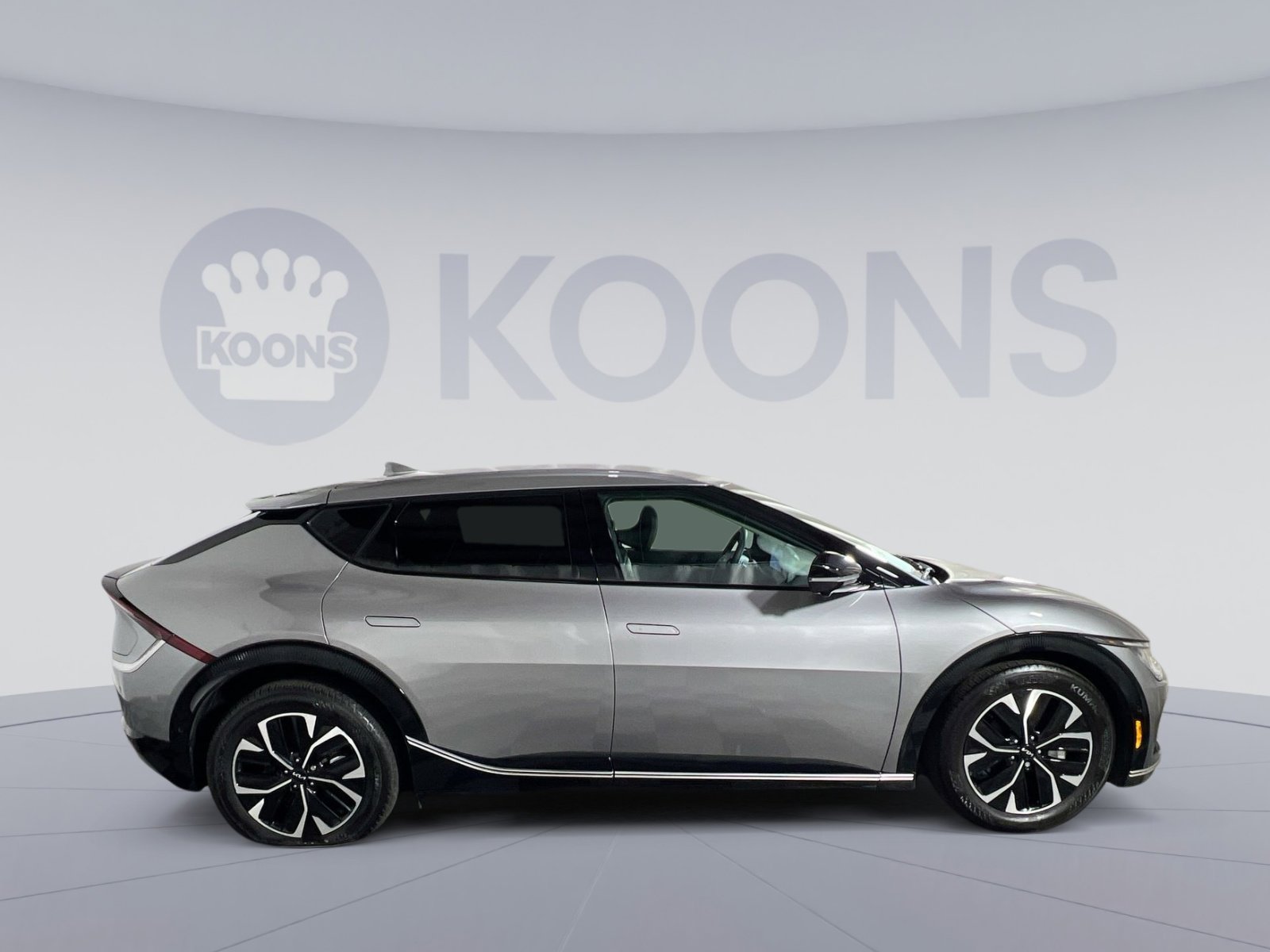 Used 2024 Kia EV6 Wind w/ Wind Technology Package image 4