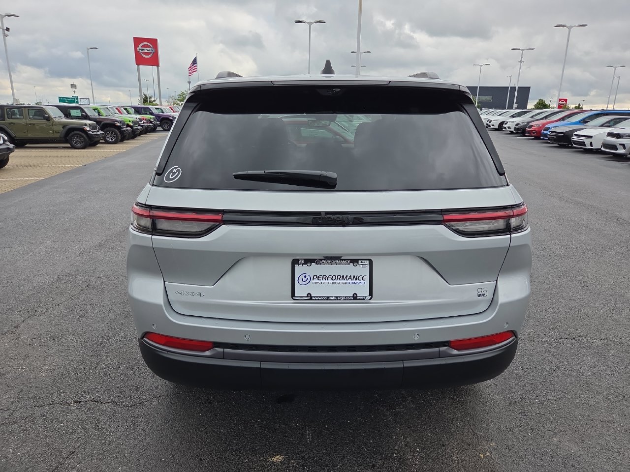 New 2026 Jeep Grand Cherokee Limited AWD/4WD image 6