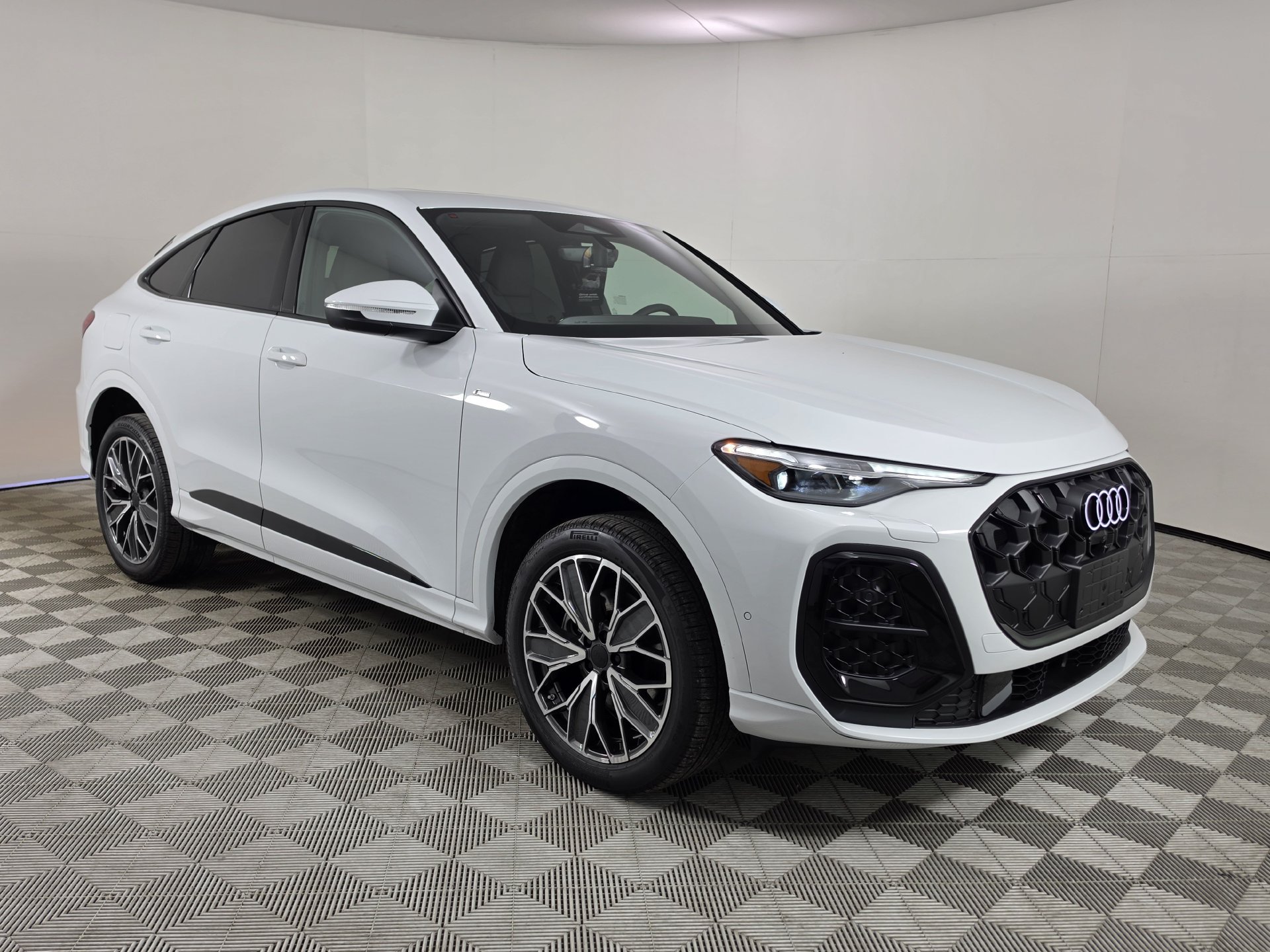 New 2026 Audi Q5 Premium Plus