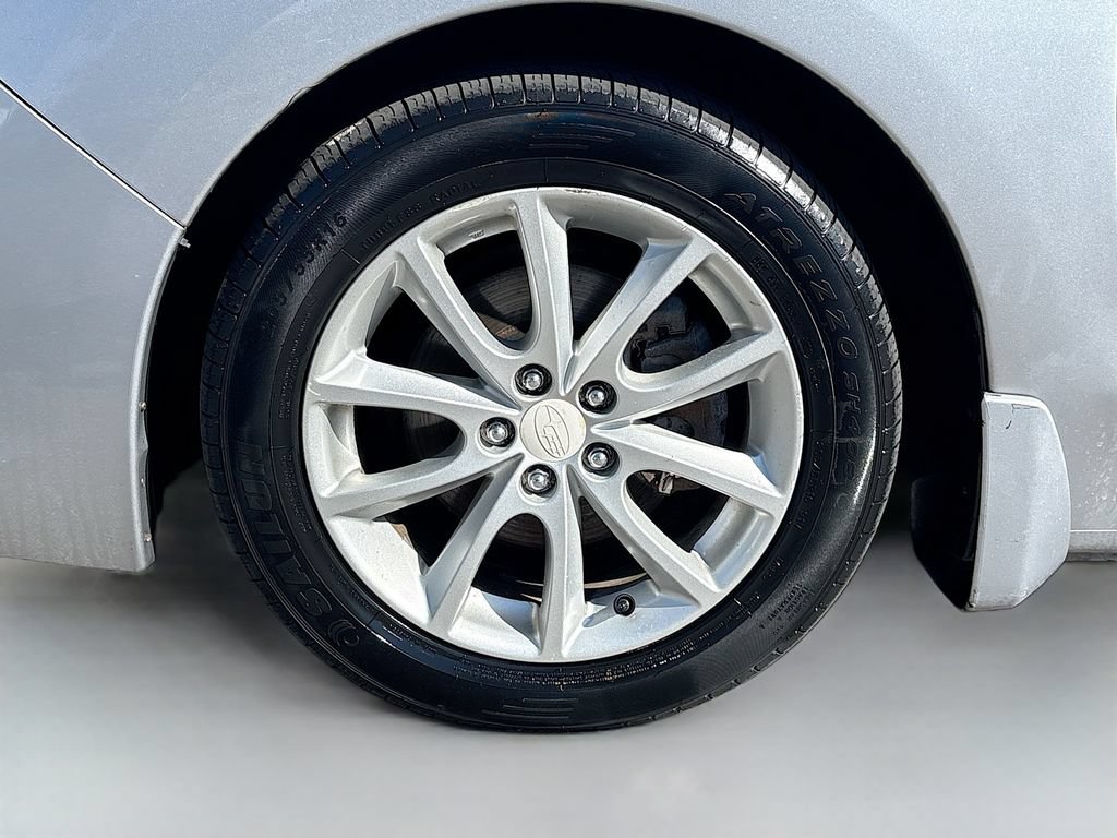Used 2014 Subaru Impreza 2.0i Premium w/ All-Weather Package w/CVT AWD/4WD image 27