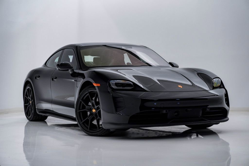 Certified 2023 Porsche Taycan GTS image 8