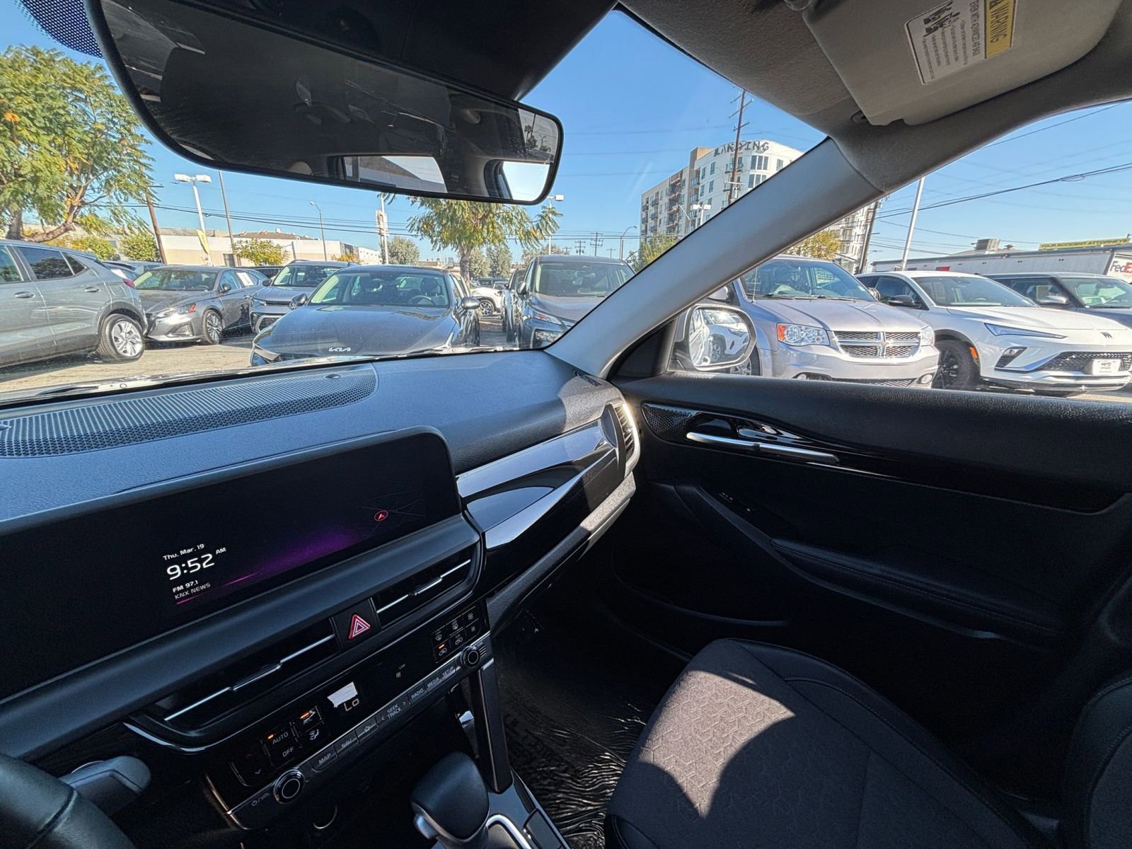 Used 2025 Kia Seltos S image 36