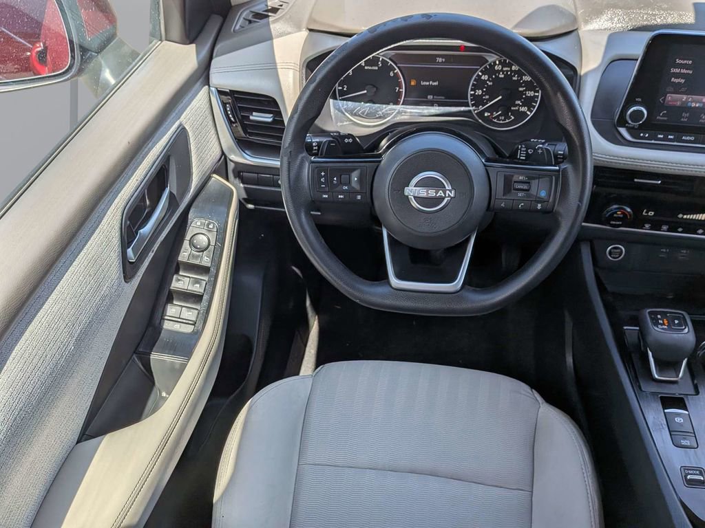 Used 2023 Nissan Rogue SV image 15