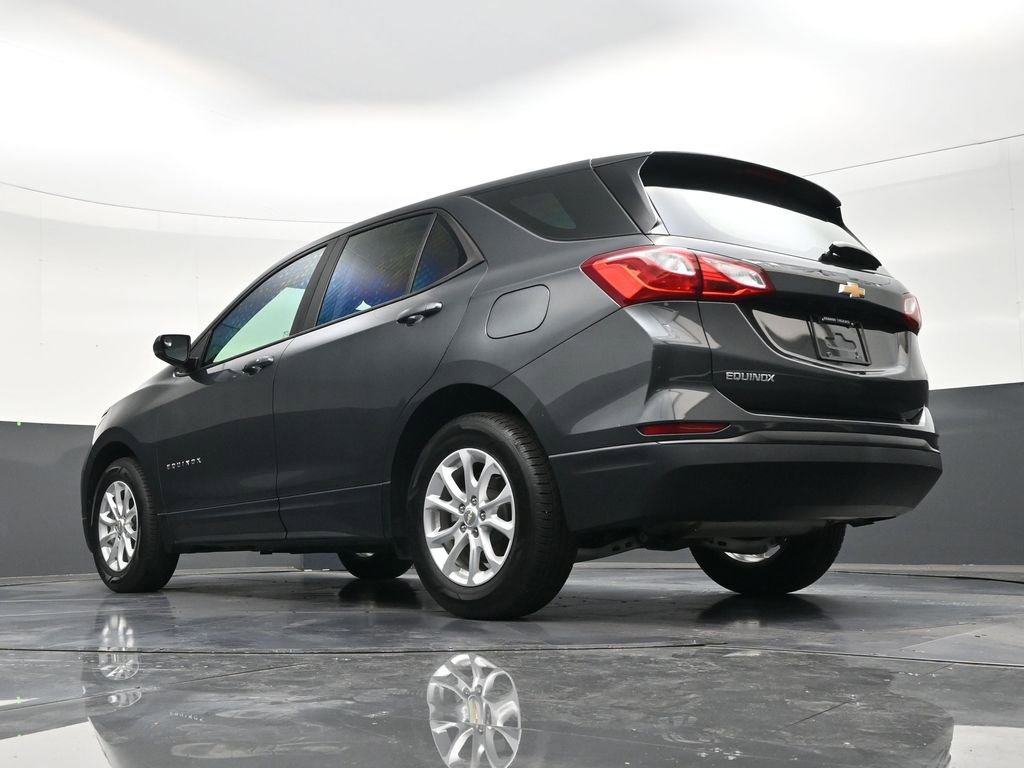 Used 2021 Chevrolet Equinox LS image 23