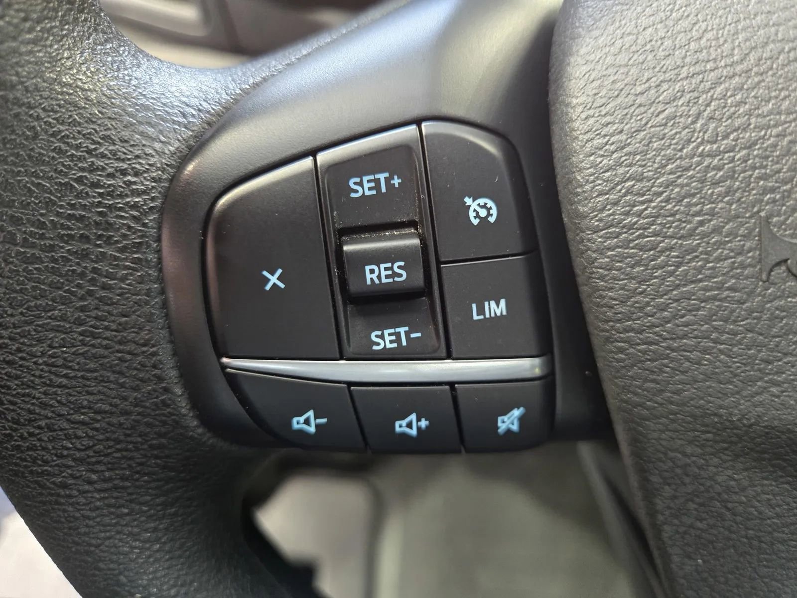 Used 2023 Ford E-Transit Low Roof image 14