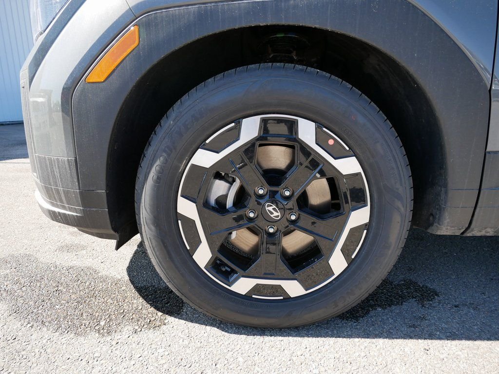 Certified 2025 Hyundai Santa Fe SEL AWD/4WD image 5