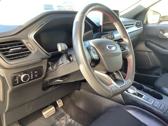 Used 2023 Ford Escape ST-Line image 17