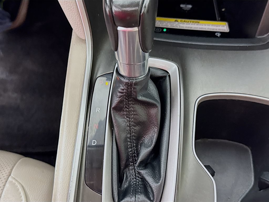Used 2018 Honda Accord Touring image 20