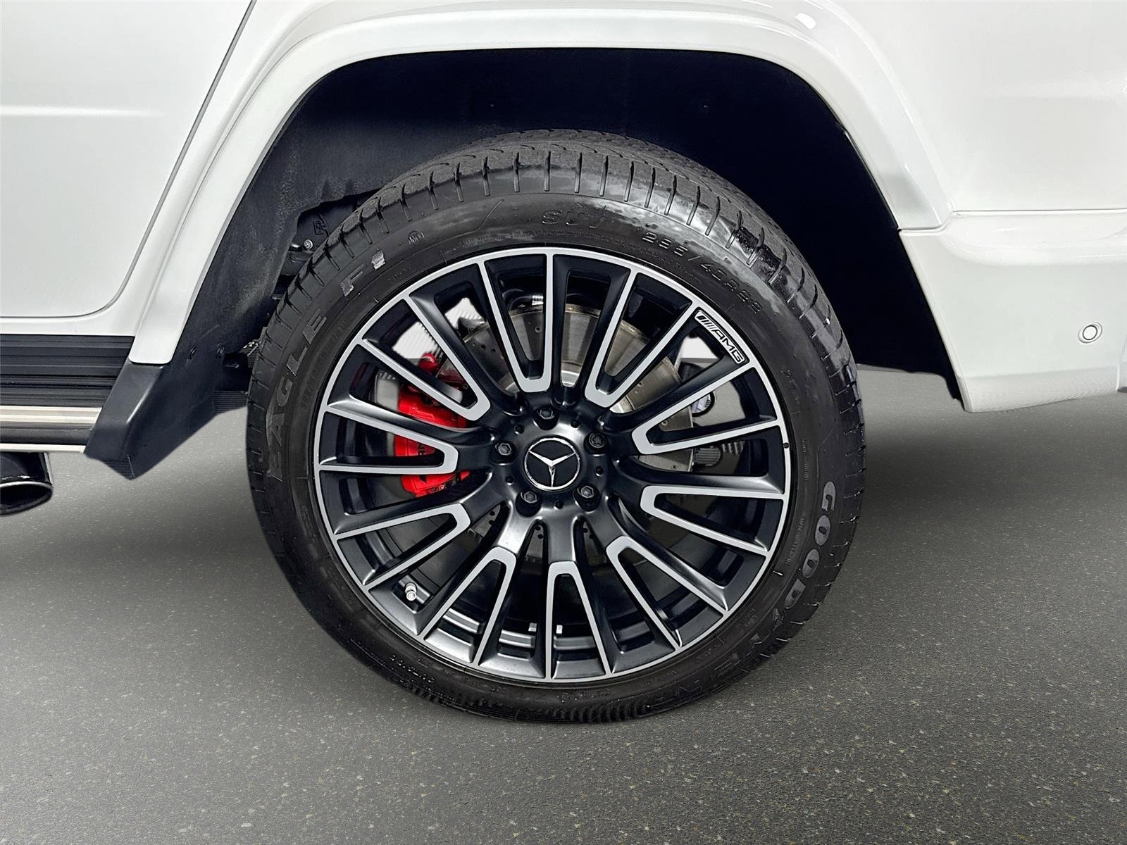 Used 2025 Mercedes-Benz G 63 AMG 4MATIC image 33