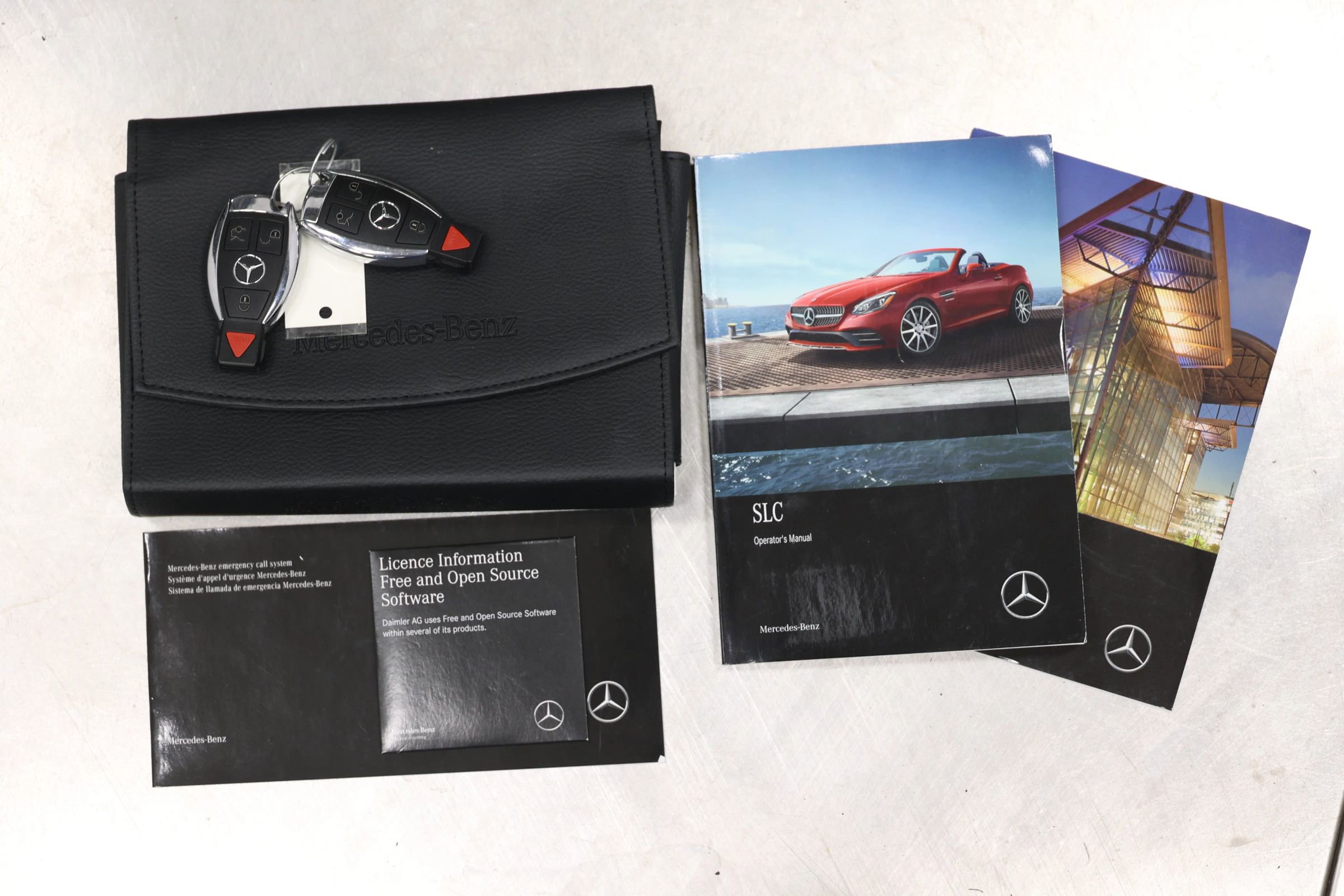 Used 2019 Mercedes-Benz SLC 43 AMG image 5