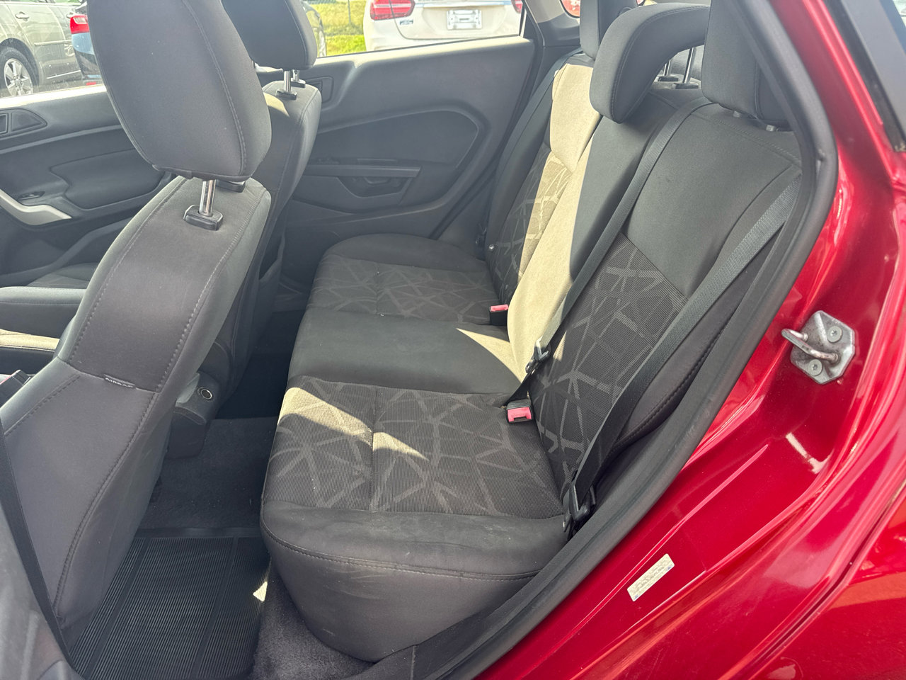 Used 2012 Ford Fiesta SE image 11