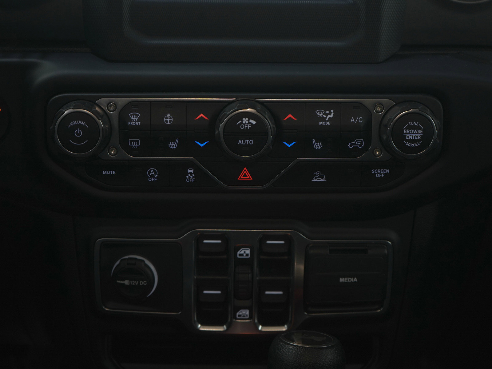 Used 2021 Jeep Wrangler Unlimited Sahara w/ LED Lighting Group image 18