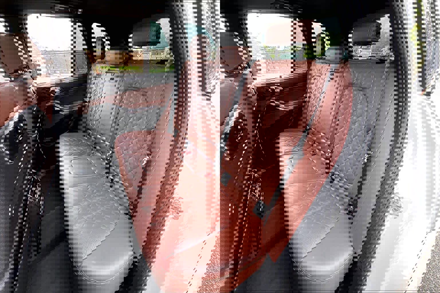 Used 2024 BMW X5 M60i w/ Executive Package image 20