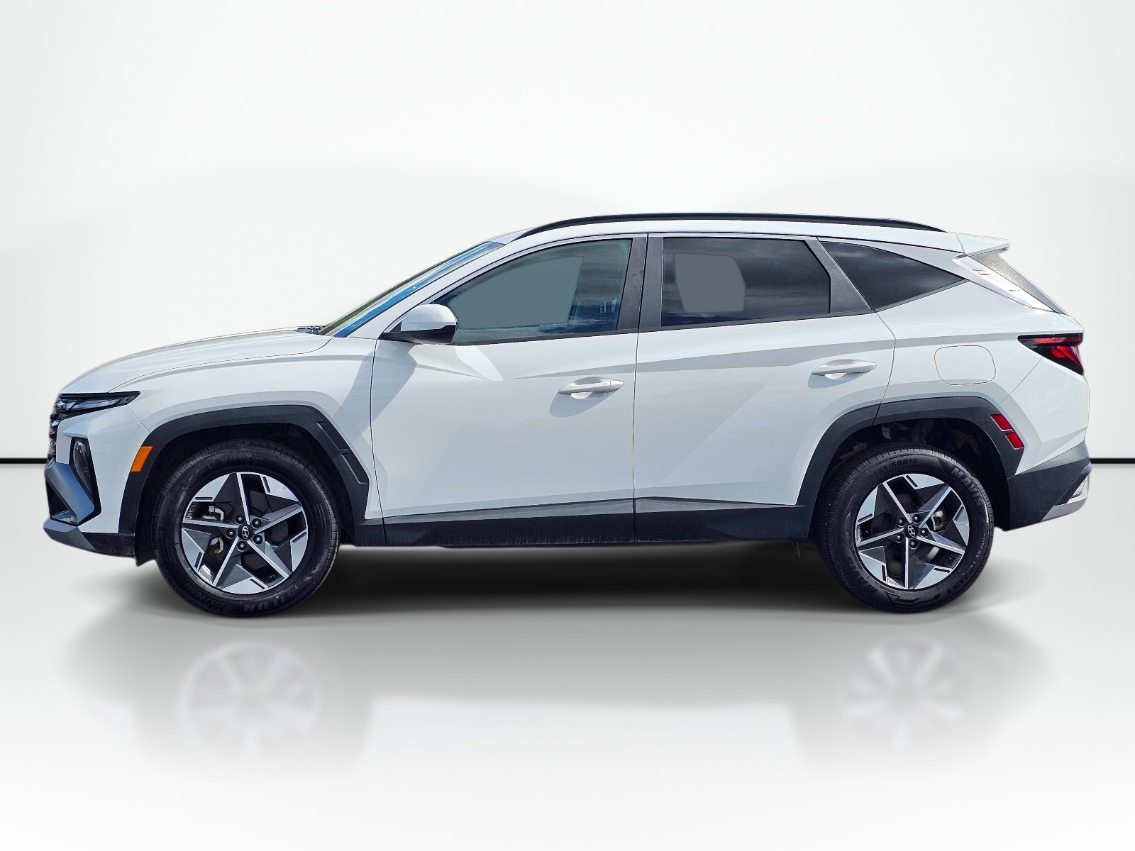 Used 2025 Hyundai Tucson SEL AWD/4WD image 2