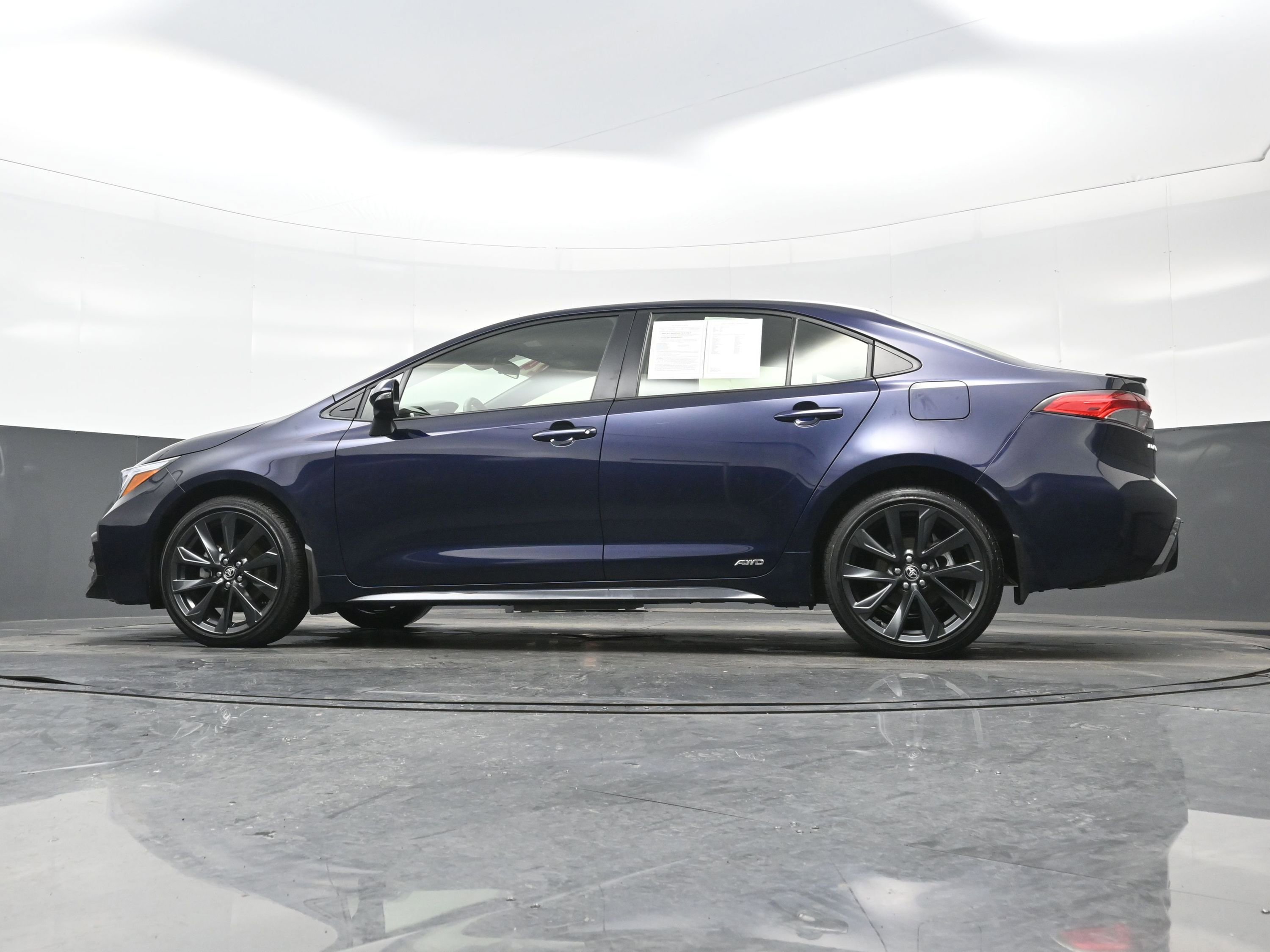 Used 2024 Toyota Corolla SE image 29