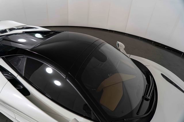 Used 2020 McLaren 720S Luxury RWD image 35