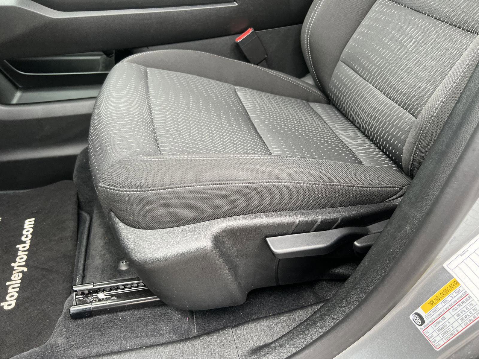 Used 2025 Chevrolet Equinox LT image 12