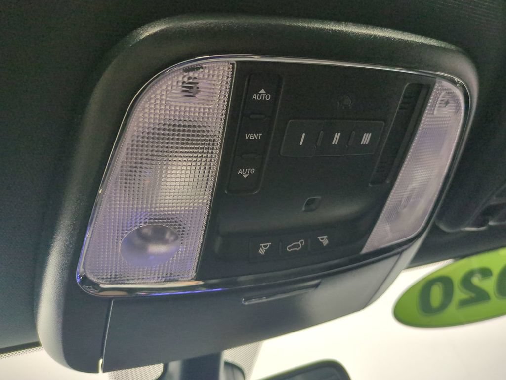 Used 2020 Jeep Grand Cherokee Limited RWD image 25