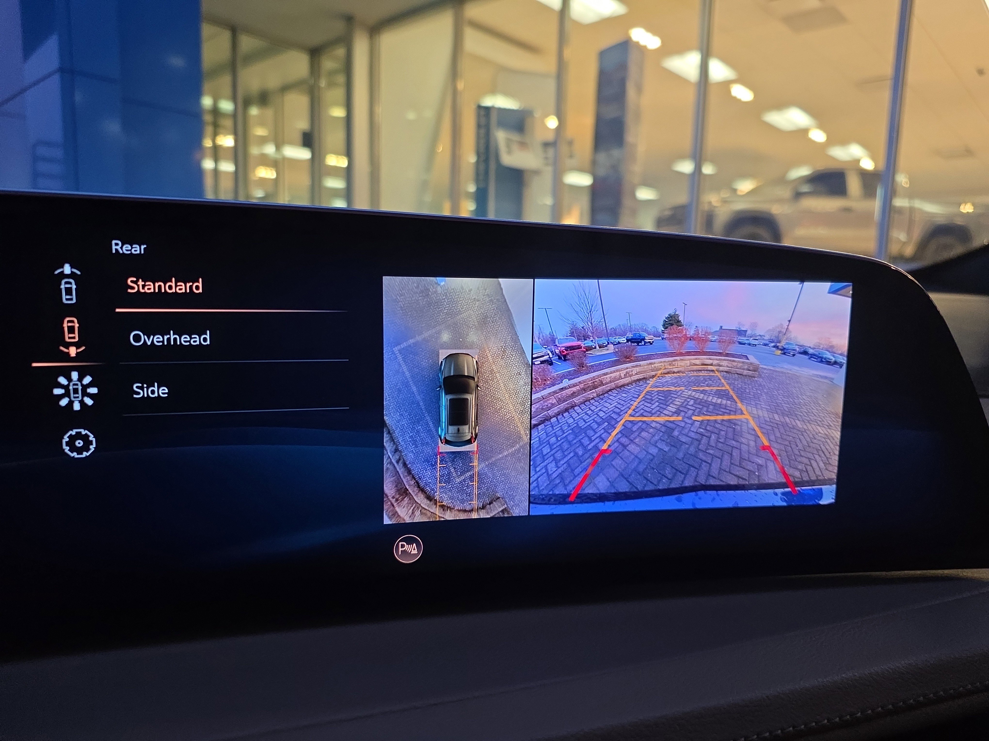 Used 2025 Cadillac XT4 Premium Luxury image 24