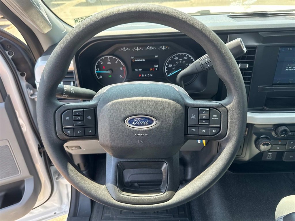 New 2025 Ford F350 XL w/ XL Chrome Package image 8