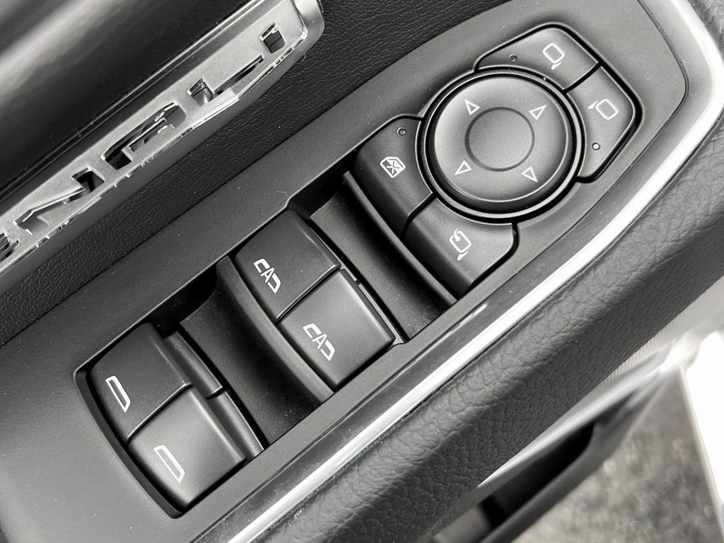 Used 2025 GMC Sierra 1500 Denali image 27